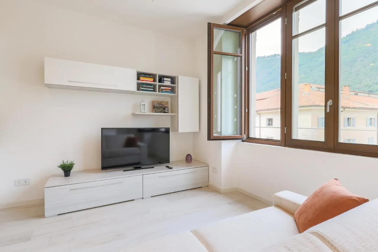 Apartment Bellini Suite - By My Home In Como Italy